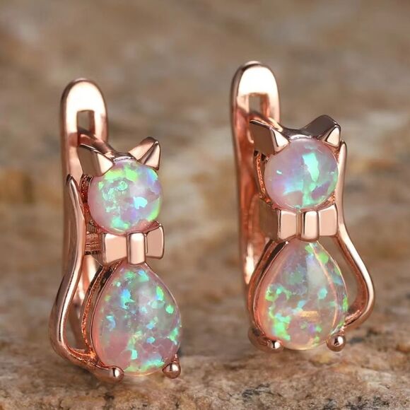 💖Rose Gold Colored Sparkly Opalescent Cat Earrings🌸 - Picture 1 of 15